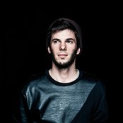 Fakear - List pictures