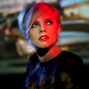 Ania Dabrowska - List pictures