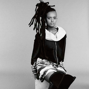 Kelela - List pictures