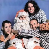 Arrogant Worms - List pictures