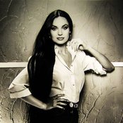 Crystal Gayle - List pictures
