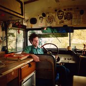 Chad Vangaalen - List pictures