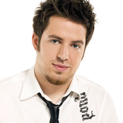Lee Dewyze - List pictures