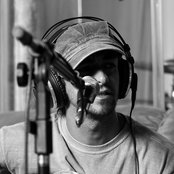 Armandinho - List pictures