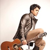 Luis Fonsi - List pictures