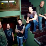 Train - List pictures