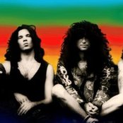 Love/hate - List pictures