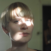 Jenny Hval - List pictures