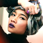 Yuna Zarai - List pictures