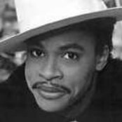 Roger - List pictures