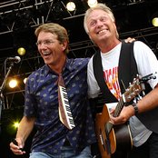 Knutsen & Ludvigsen - List pictures