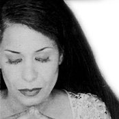 Molly Johnson - List pictures