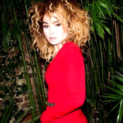 Ella Eyre - List pictures