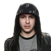 Kevin Rudolf - List pictures