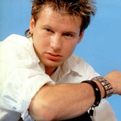 Corey Hart - List pictures
