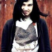 Love Is A Story - List pictures