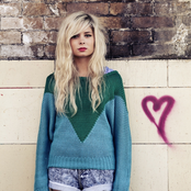 Nina Nesbitt - List pictures