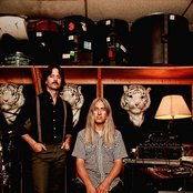 Am & Shawn Lee - List pictures