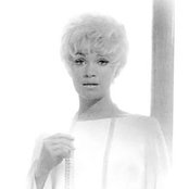 Sue Raney - List pictures