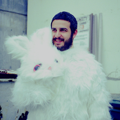 Say Hi - List pictures