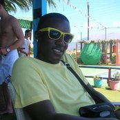 Razor - List pictures