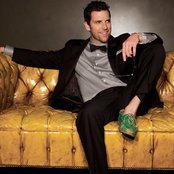Chris Mann - List pictures