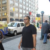 Eric Roberson - List pictures