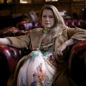 Mary Epworth - List pictures