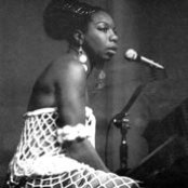 Simone Nina - List pictures