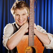 Paradise Oskar - List pictures