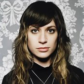 Nicole Atkins - List pictures