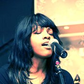 Angel Taylor - List pictures