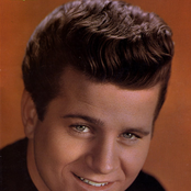 Johnny Burnette - List pictures
