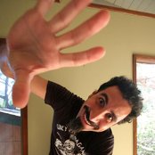 Serj Tankian - List pictures