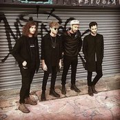 Mothxr - List pictures