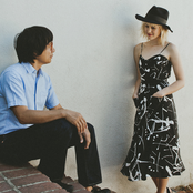 The Shoe - List pictures