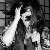 Nite Jewel - List pictures