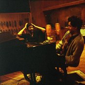 Mocky - List pictures