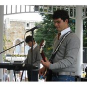 Harry And The Potters - List pictures