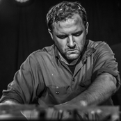 Aaron Dilloway - List pictures