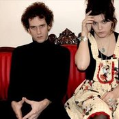 Soko - List pictures