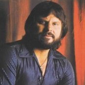 Moe Bandy - List pictures