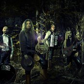 Korpiklaani - List pictures