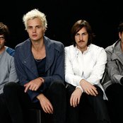 Van She - List pictures