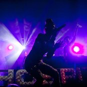 Ayah Marar - List pictures