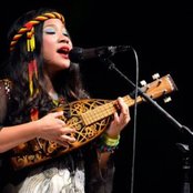 Zee Avi - List pictures