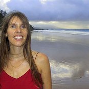 Deva Premal - List pictures