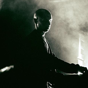 Recondite - List pictures