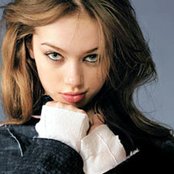 Skye Sweetnam - List pictures