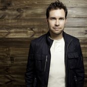 Nathan Tasker - List pictures